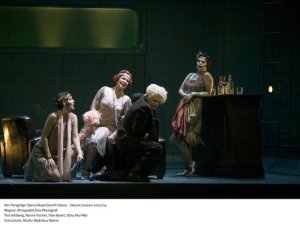 Les filles del Rhin amb ALberich, primera escena