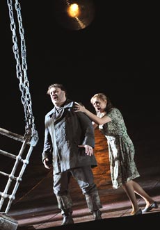 Anja Kampe (Senta) i Bryn Terfel (Holandès) al ROH 2009