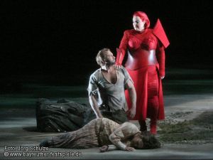 Die Walküre - Bayreuth act 2on: Endrik Wottrich (Siegmund) i Linda Watson (Brünnhilde)