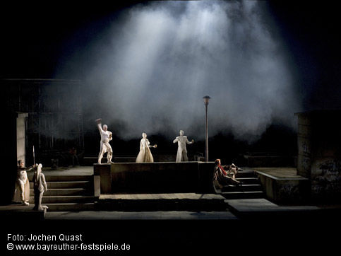 Final del Rheingold a Bayreuth segons la producció de Tankred Dorst