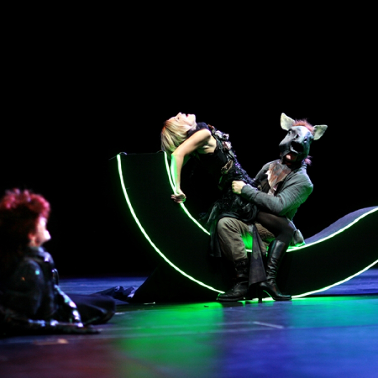 Elena Ghiaurov (Titània) i Fausto Russo Alesi (Botton)