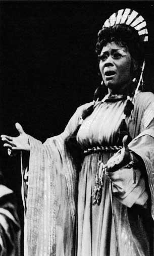 Shirley Verrett com a Cassandra