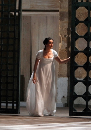 Amel Brahim-Djelloul