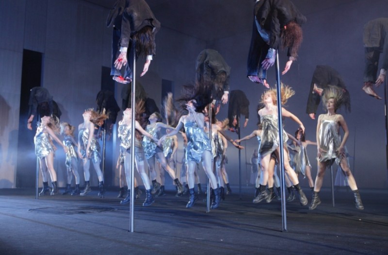 Die Walküre Munic 1 Die Walküre, acte 3er producció de Andreas Kriegenburg per a l'òpera de Munic foto © Hösl/Bayerische Staatsoper