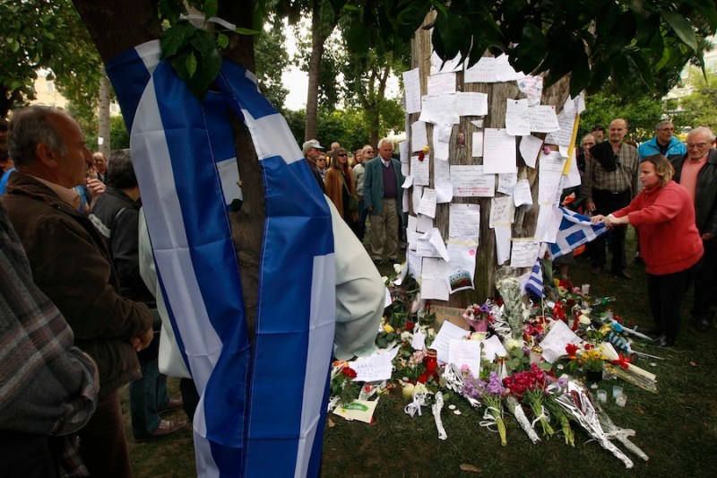 Homenatge popular a Dimitris Christoulas REUTERS/John Kolesidis 