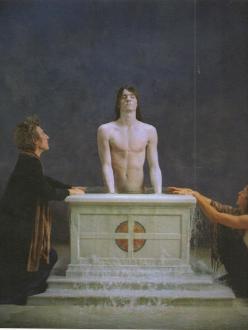 Imatge d'Emergence de Bill Viola (2002)encàrrec del J.Paul Getty Museum Foto Kira Perov