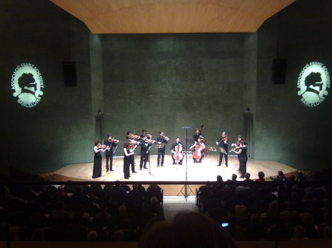 Camerata 432 a l'Illa Diagonal 16 de desembre de 2012. Foto IFL