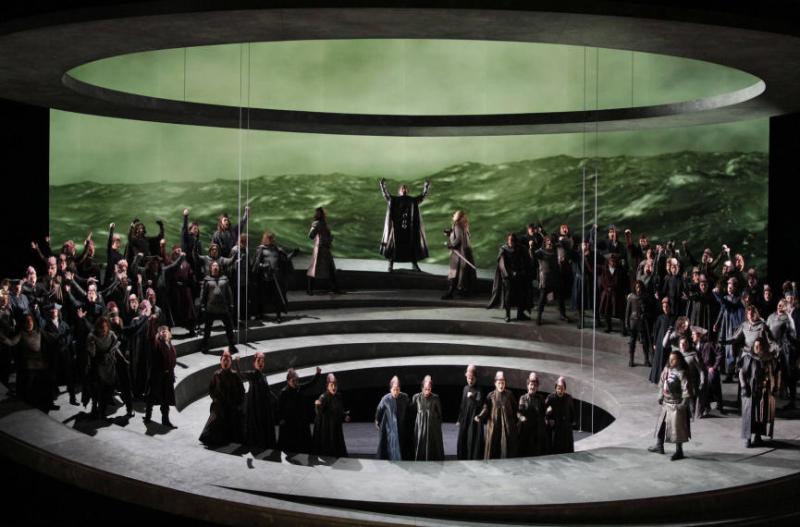 Otello, acte 1er, producció de Davide Livermore per a Les Arts