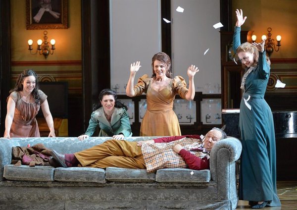 Eleonora Buratto (Nannetta) , Elisabeth Kulman (Mrs.Quickly), Fiorenza Cedolins (Mrs. Alice Ford), Ambrogio Maestri (Sir John Falstaff), Stephanie Houtzeel (Mrs. Meg page)