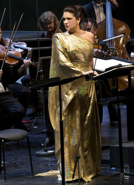 Anna Netrebko (Giovanna) a la versió concertant de Giovanna d'Arco de Giuseppe Verdi a A Salzburg 2013. Foto Silvia Lelli Festival / Salzburg