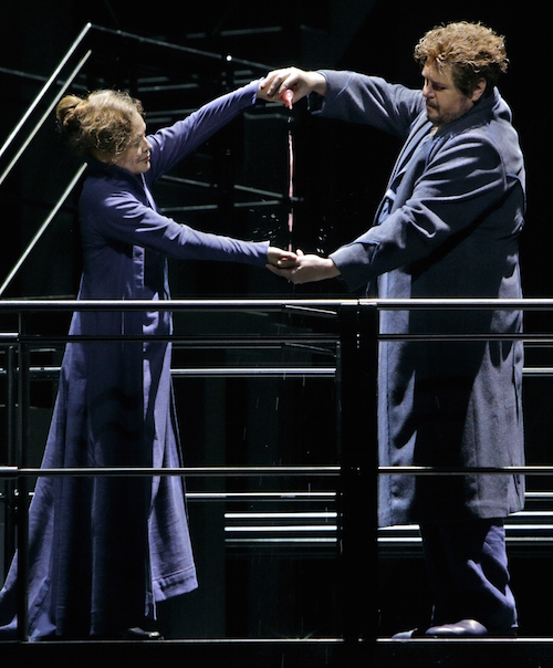 Evelyn Herlitzius i Stefan Gould a Tristan und Isolde de Bayreuth 2015- Producció de Katharina Wagner. Fotografia Enrico Nawrath/Bayreuther Festspiel