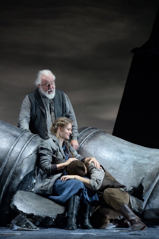 Ivan Susanin a Frankfurt, producció de harry Kupfer Fotografia de Barbara Aumüller/Oper Frankfurt