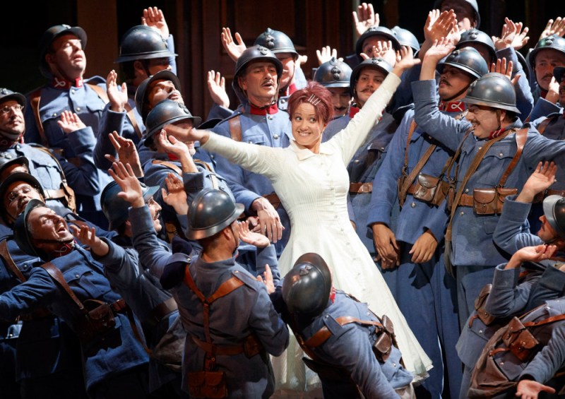 Julie Fuchs (Narie) a La Fille du Régiment Fotografia Michael Poehn Staatsoper de Viena